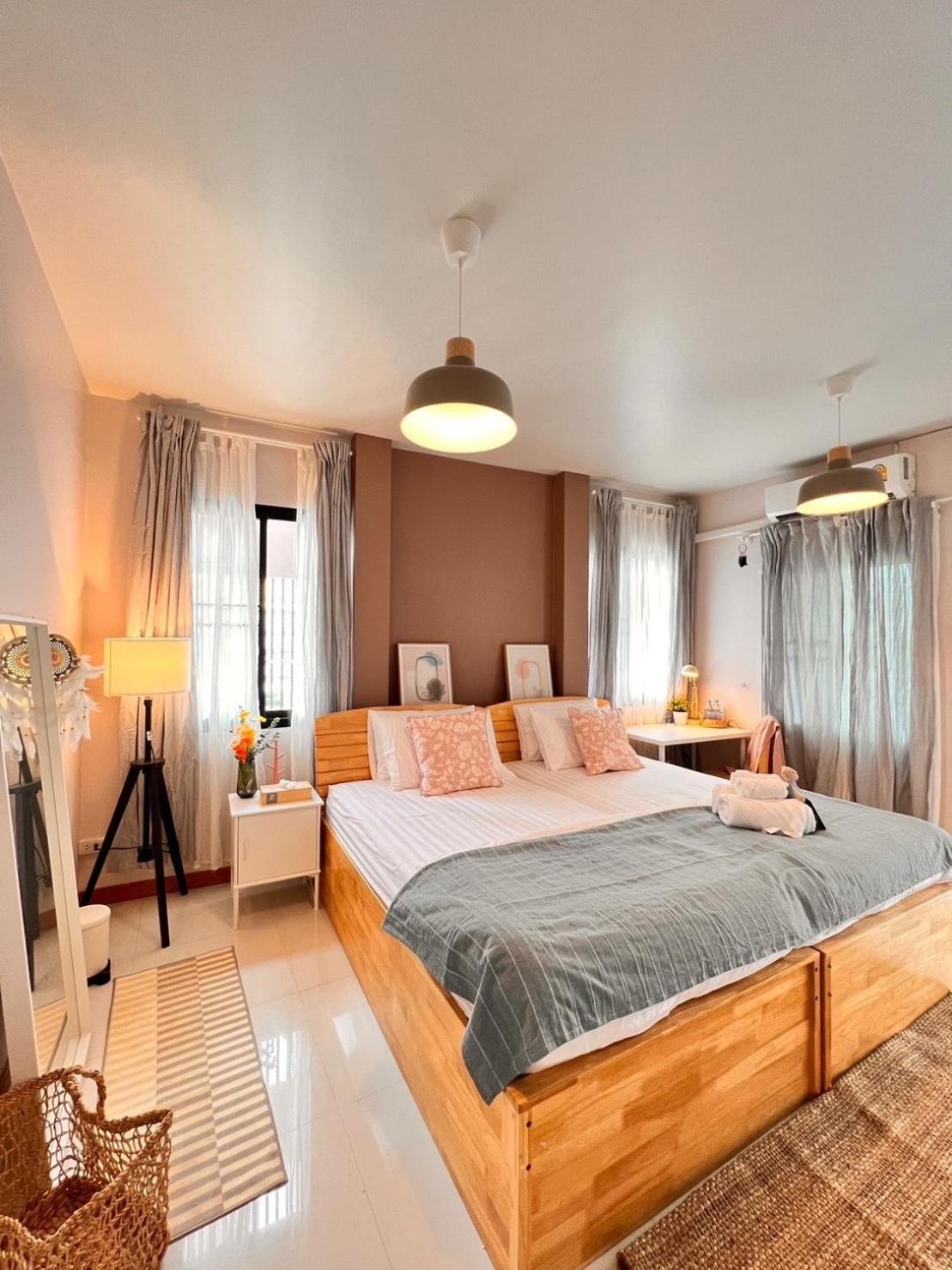 Por Poshtel Kanchanaburi Exterior foto